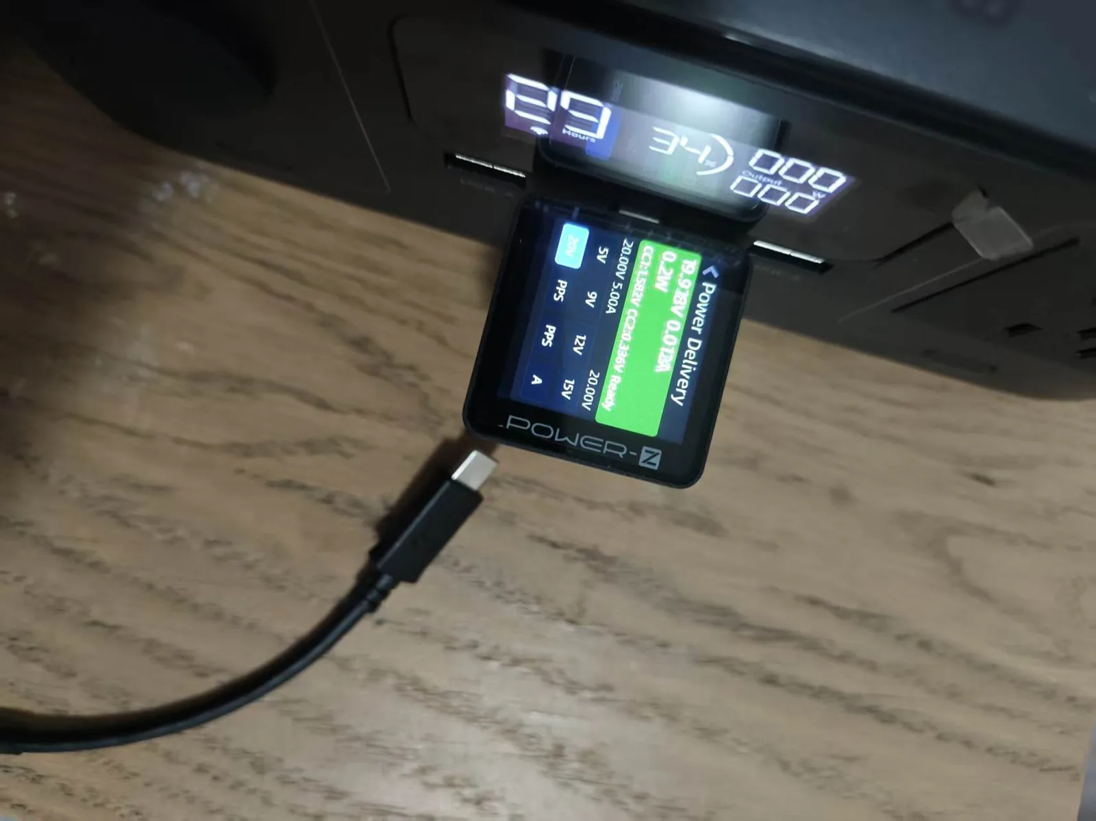 Power-Z USB-C PD analyzer screen confirming the EcoFlow RIVER 3 exposes a fixed 20V 5A PDO along with 5V, 9V, 12V, 15V and PPS profiles